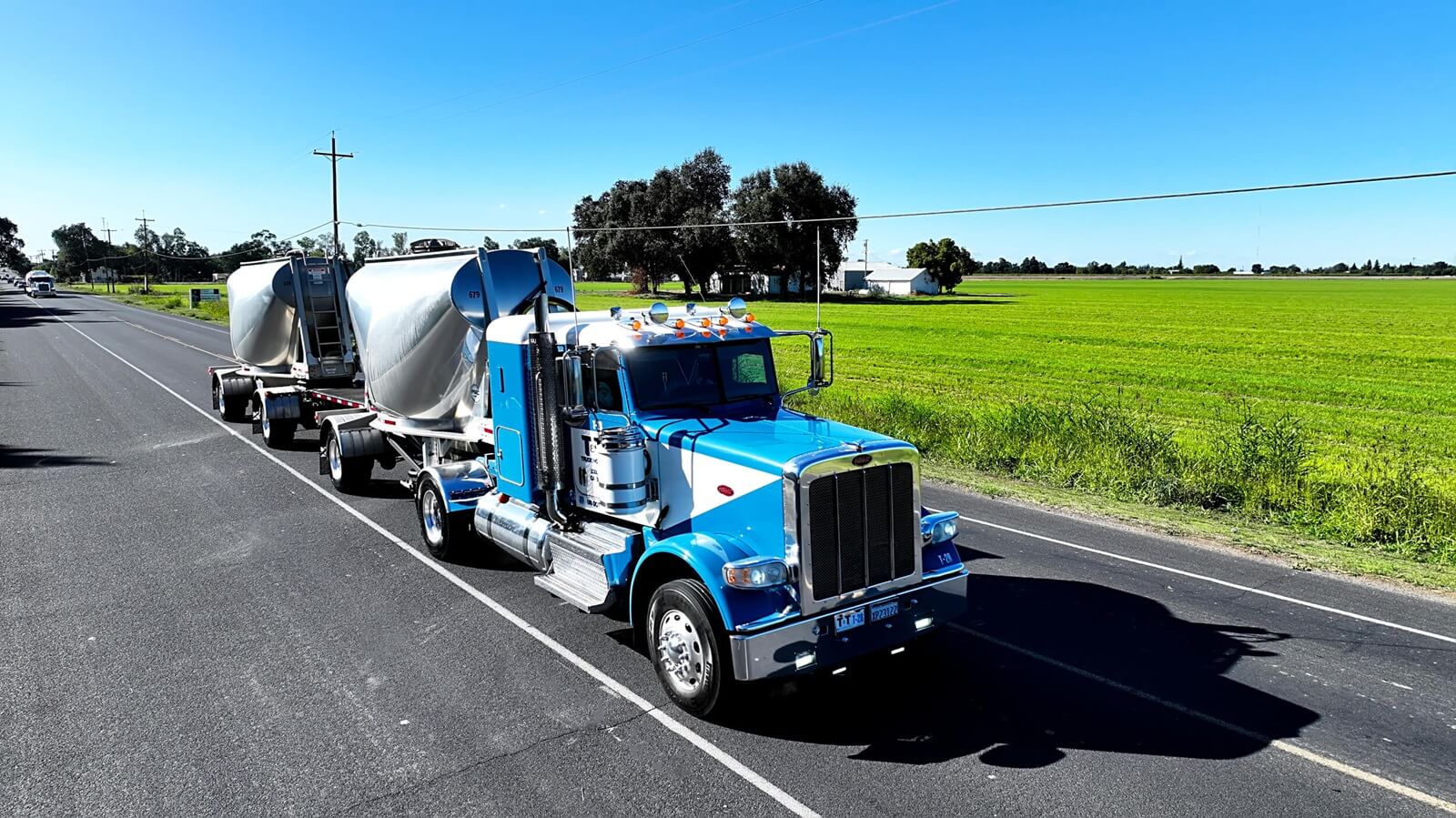 Transportation truck